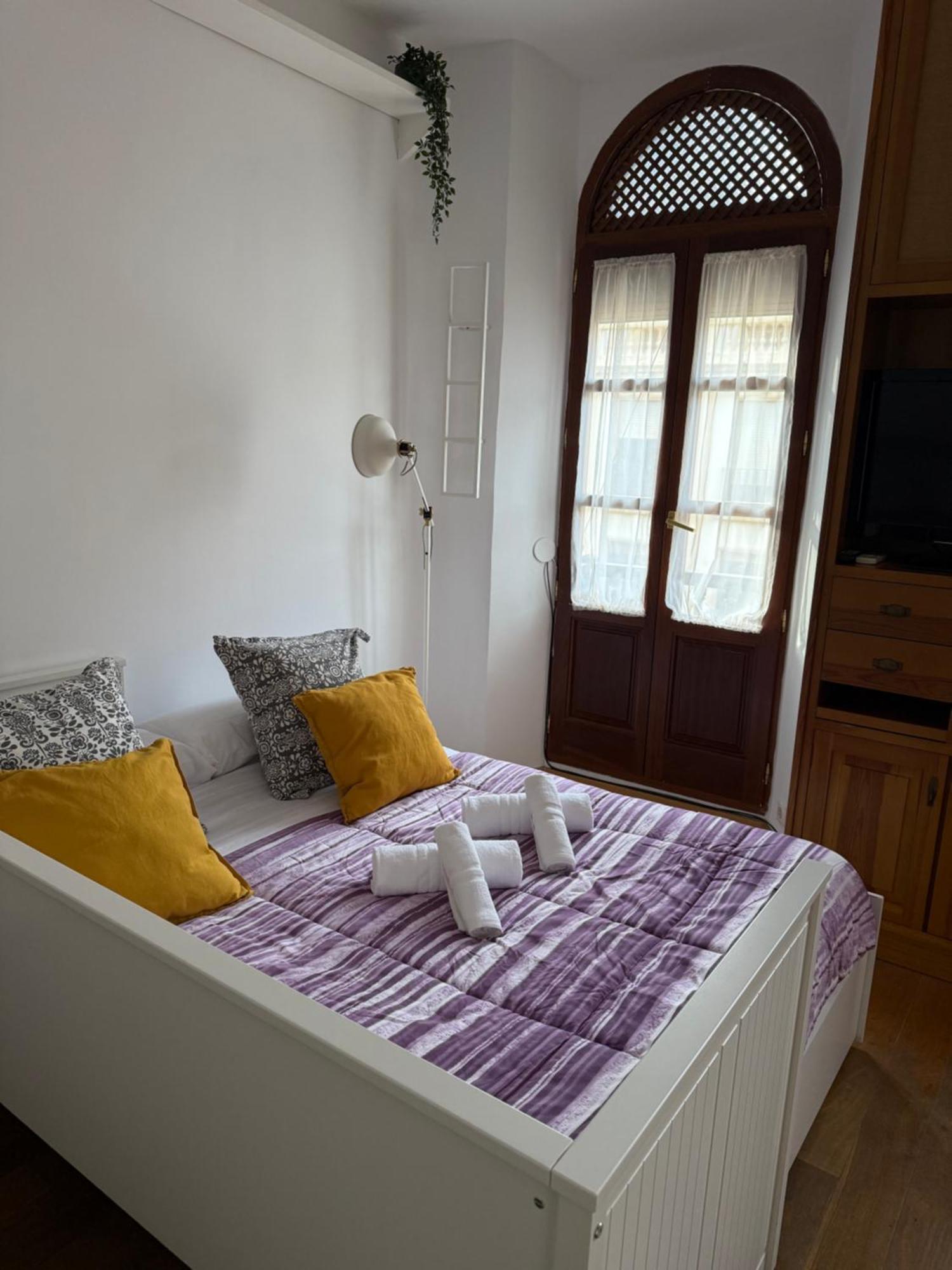 Cozy Studio 6 Min To Alhambra-2 Min To Cathedral Walking Granada Esterno foto